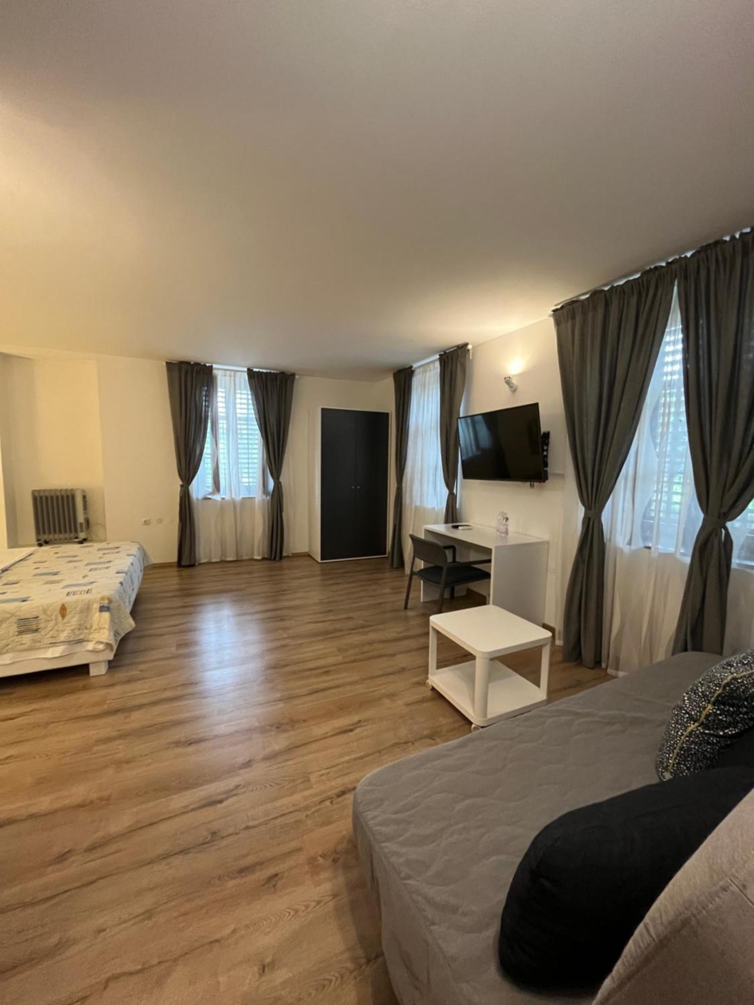 Hotel Paquito Nova Gorica Esterno foto