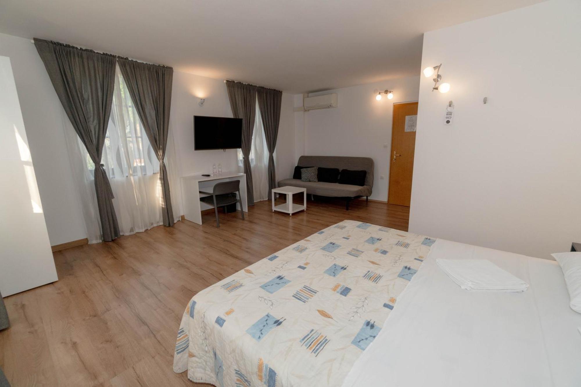 Hotel Paquito Nova Gorica Esterno foto